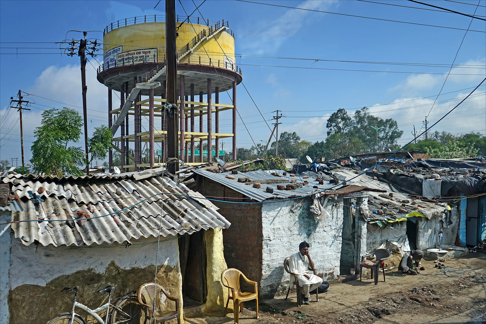 Supervivientes del desastre gasístico de Bhopal. Veinticinco años después