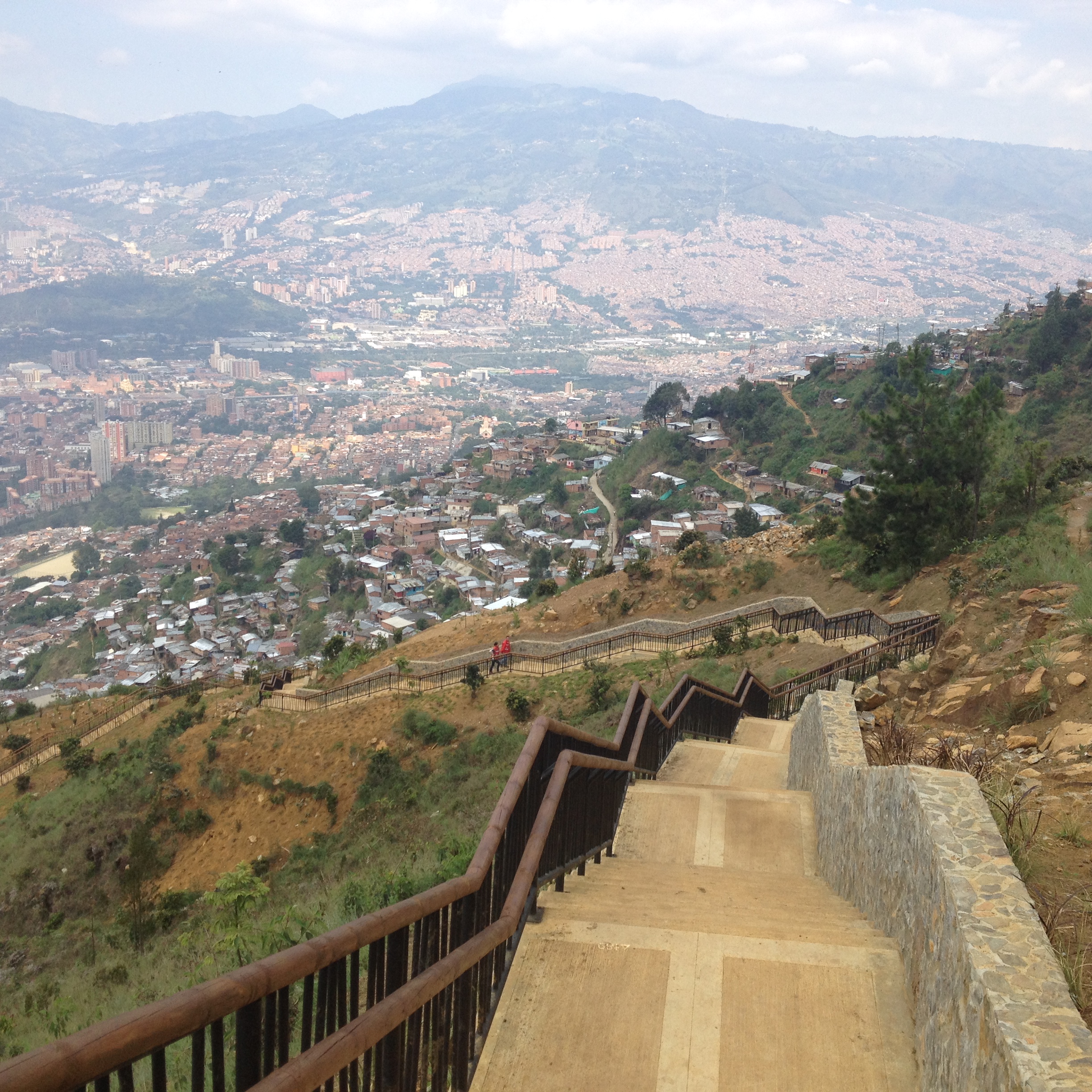 Hacia una ecología política de la urbanización en América Latina