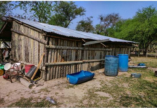 La escasez se inscribe en los cuerpos. Feminización de la gestión del agua en el Chaco paraguayo
